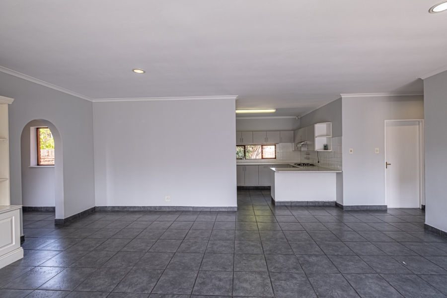 3 Bedroom Property for Sale in Summerstrand Eastern Cape